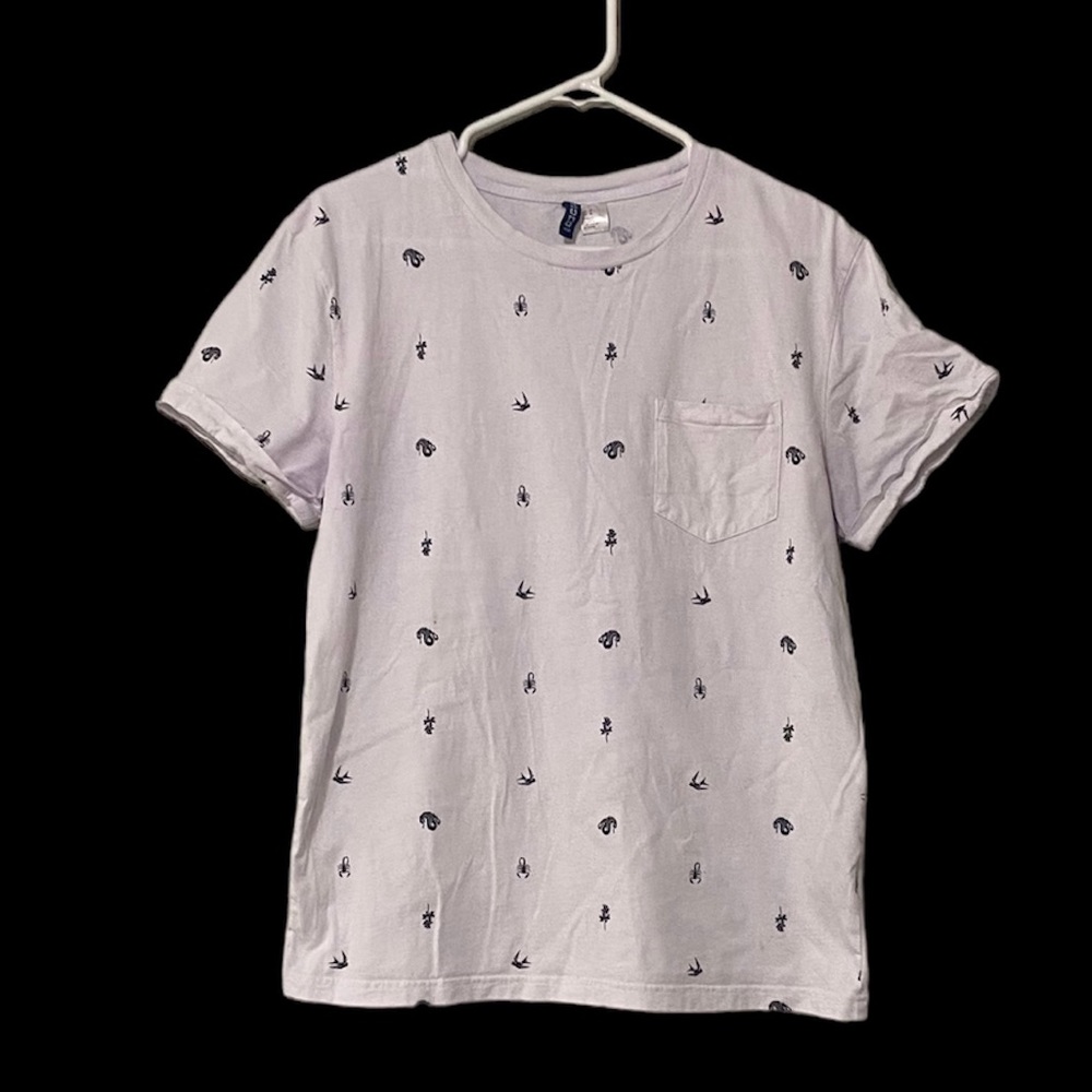 H&M Divided Men’s T-shirt with a printed graphic snakes, scorpion, birds Med